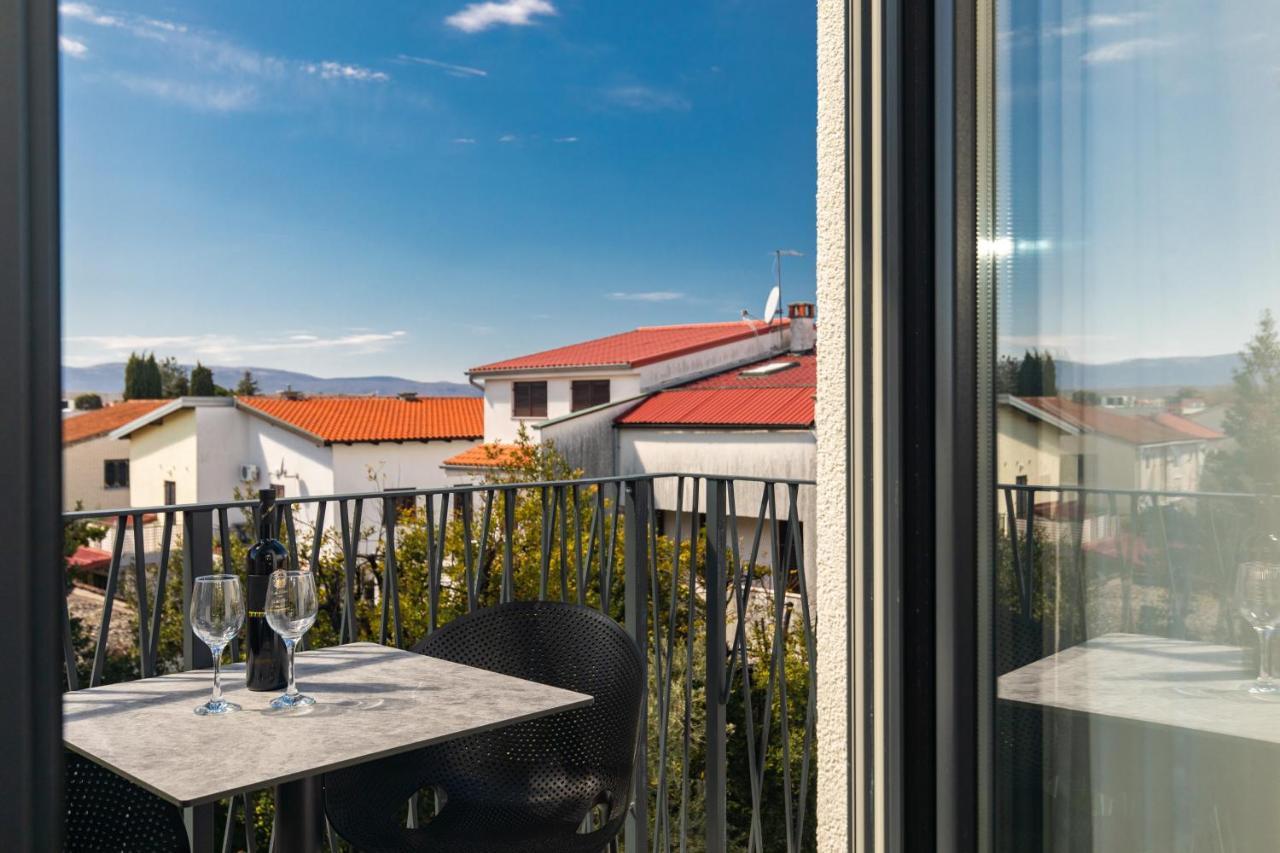 Sunset Suite Malinska Exterior photo
